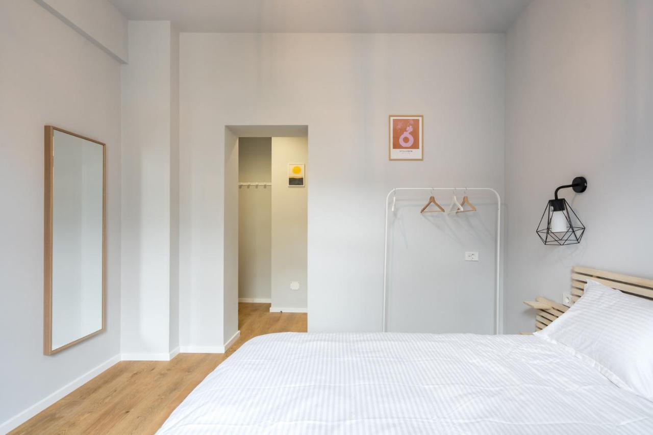 Cute Central Apartments In Villa Бухарест Экстерьер фото