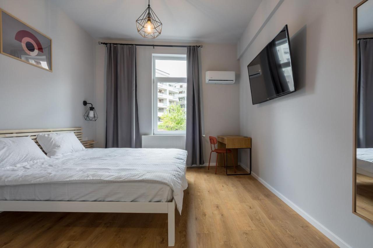 Cute Central Apartments In Villa Бухарест Экстерьер фото